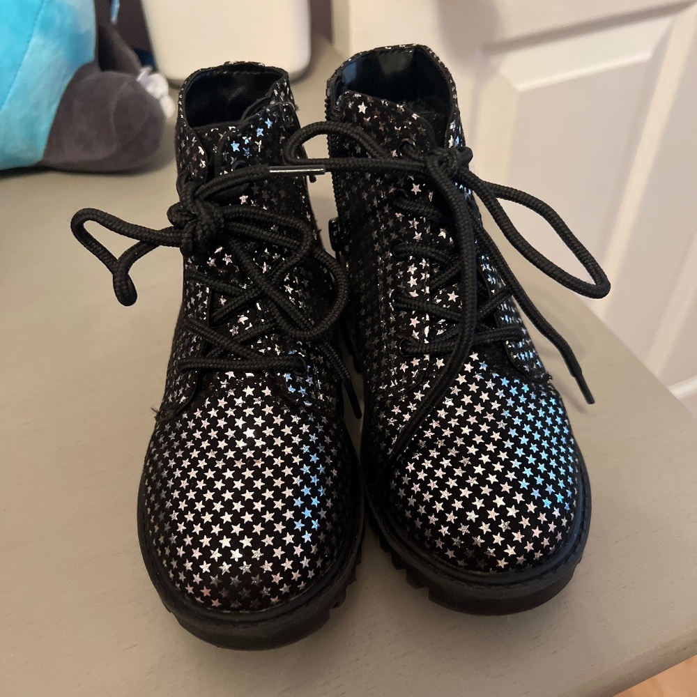 Star boots